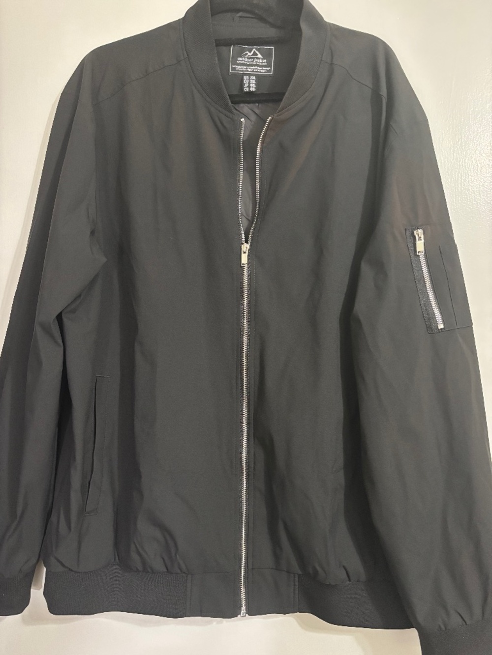 Men's Lightweight Black Wind/Golf Jacket New w/o tags 2X